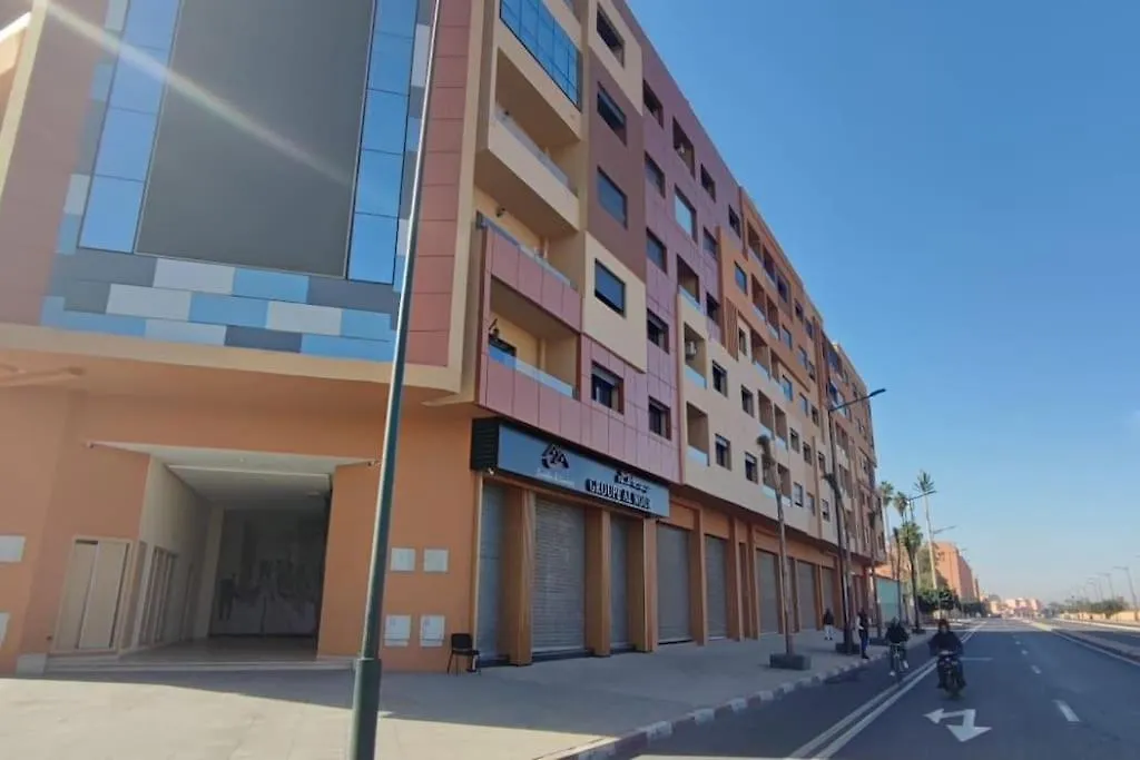 Appartement Piscine Proche Gare contacts